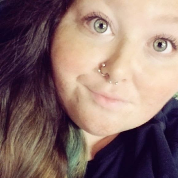 Meet your Posher, Aslinn - Picture 1 of 1